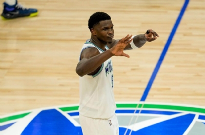  Anthony Edwards: Belki de şut atmalıyım