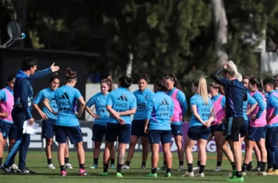 Milli takımda kriz çıktı! 3 yıldız çok sert tepki gösterip kamptan ayrıldı