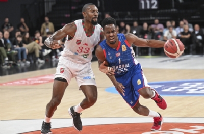  Kıyasıya mücedelede heyecan artıyor! Anadolu Efes, Pınar Karşıyaka'yı konuk edecek