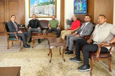 Antalyaspor Başkanı ve Alex'ten Burdur Valiliğine ziyaret