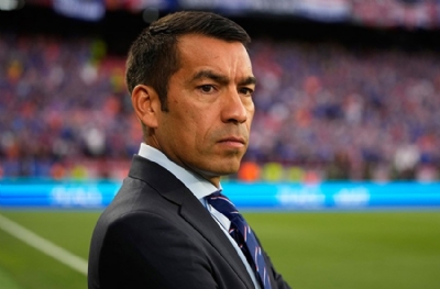 Hayal kırıklığı yaratan açıklamadan sonra Beşiktaş'tan van Bronckhorst itirafı 