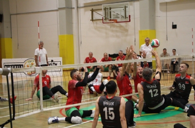 Macaristan'a geçit vermeyen Milliler, şampiyon oldu!