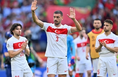  MİLLİ TAKIM HABERLERİ | Merih, 'Bozkurt Selamı' verdi! UEFA siyasi provokasyon soruşturması başlattı