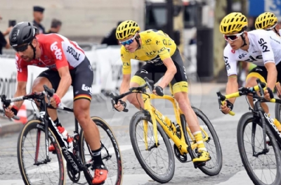 Fransa Bisiklet Turu'nun 6. etabını Dylan Groenewegen kazandı