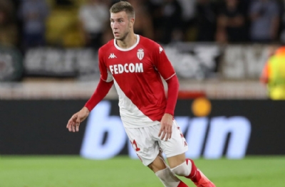 Brentford’un gözü Pavlovic'te