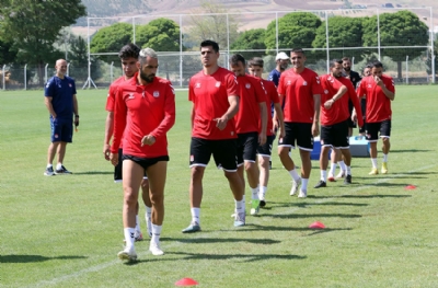 Sivasspor'da yeni sezon hazırlığı tam gaz