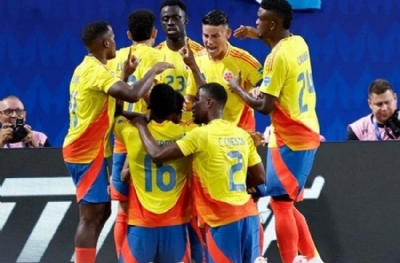 Sanchez'li Kolombiya finalde