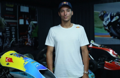 Toprak Razgatlıoğlu rekor peşinde