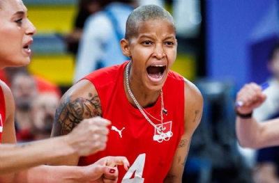  Melissa Vargas tarihe geçti