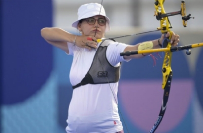 7 aylık hamile Azerbaycanlı okçu! İzleyiciler ondan yana