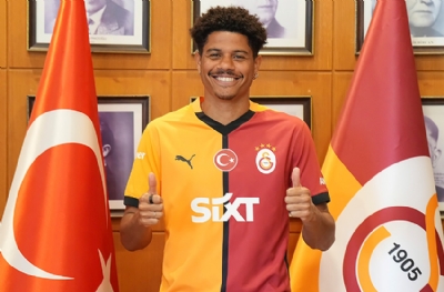 Ve Galatasaray açıkladı! Gabriel Sara imzayı attı