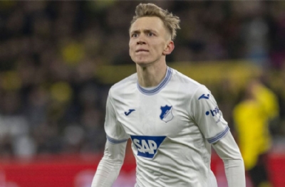 Dortmund Maximilian Beier'in peşinde