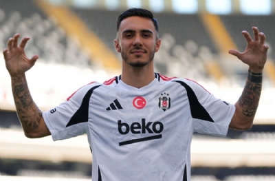 Beşiktaş'a Emirhan Topçu sürprizi