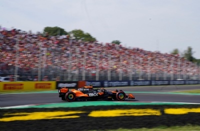  İtalya'da pole pozisyonu Lando Norris'in