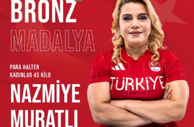 Nazmiye Muratlı Paris'te bronz madalya kazandı