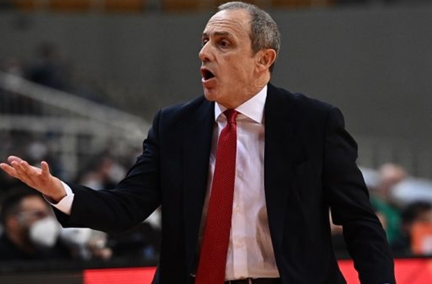 Ettore Messina: Devon Hall’ın takımda kalmasını isterdik