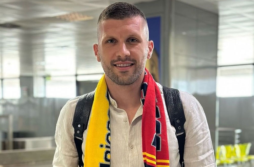 Beşiktaş'tan ayrıldı, Lecce'ye imza attı! Rebic'in açıklamaları çıldırtacak