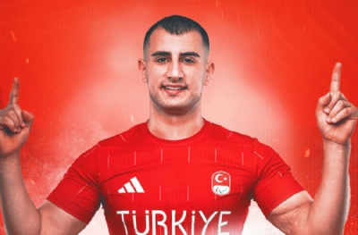 Hakan Akkaya bileti kaptı