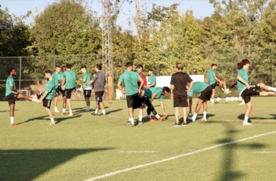 Sakaryaspor pas ve şut çalıştı