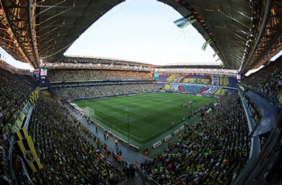 Fenerbahçe-Galatasaray derbisi oynanmadan rekor! Sadece 3.1 saniye