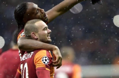 Okan Buruk, Drogba ve Sneijder'i Kasımpaşa maçında 11'de sahaya sürecek