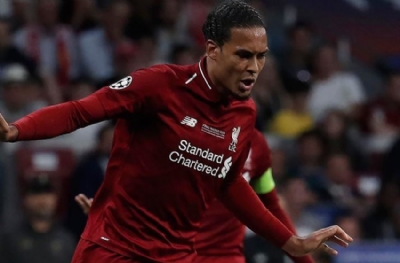 Liverpool, Virgil van Dijk'i bırakmıyor