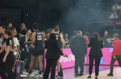 Kızları ağlatarak kaçırdılar