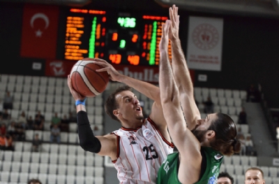 Manisa Basket - Bursaspor Basketbol: 73-81 (MAÇ SONUCU)
