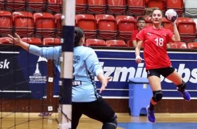İzmir Büyükşehir Belediyespor - Kırşehir Belediyespor: 32-22 (MAÇ SONUCU)