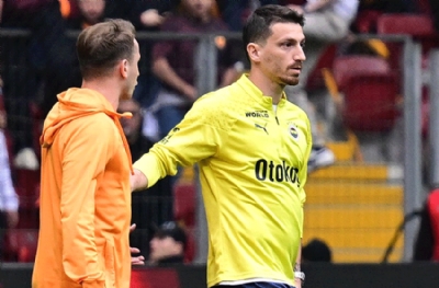 Mert Hakan'dan Kerem'e gönderme