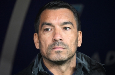 van Bronckhorst'a beklemediği yerden destek! 'Her şeyi yaparım'