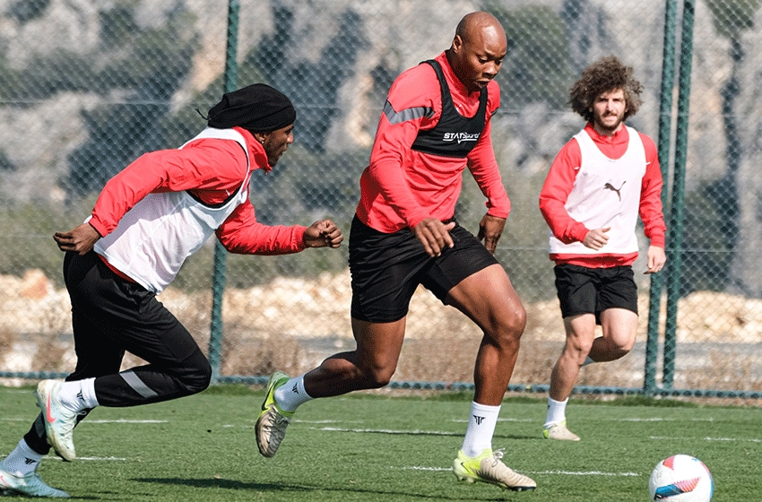 Hatayspor, Alanyaspor'a çalıştı