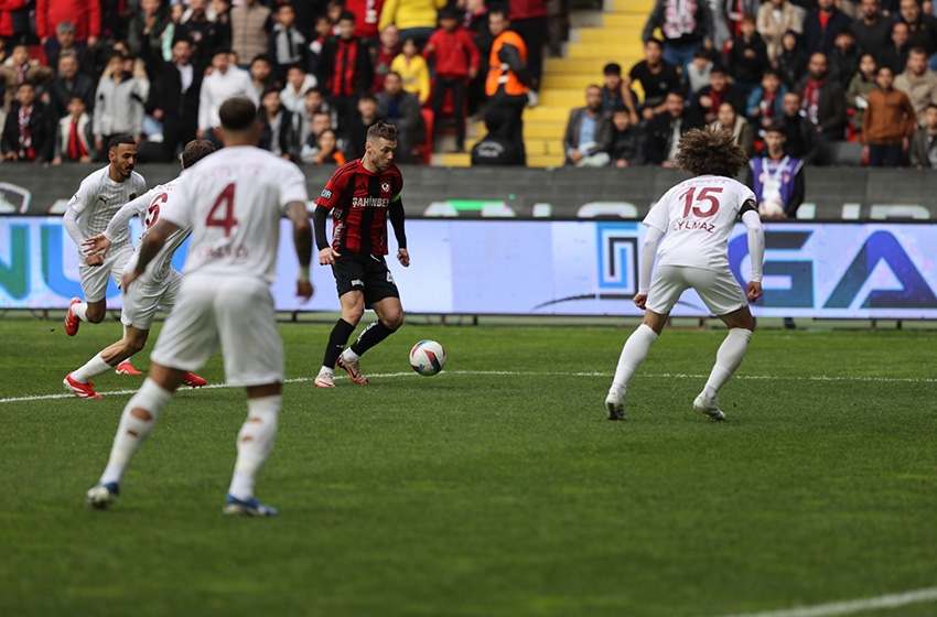 Gaziantep FK-Atakaş Hatayspor:2-1 (MAÇ SONUCU)