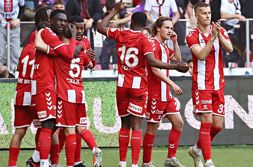 Samsunspor-Eyüpspor: 3-0 (MAÇ SONUCU)