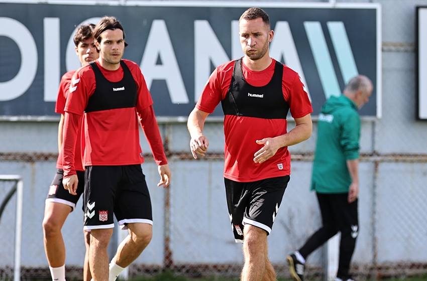 Sivasspor'da çift kale idman