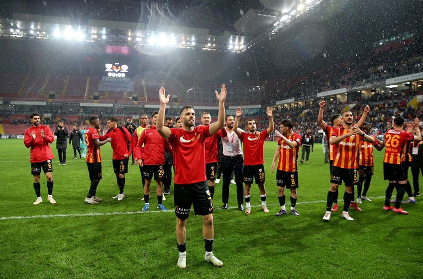 Kayserispor seriye bağladı