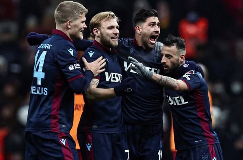 Trabzonspor'u şampiyon yaptı, dönüyor