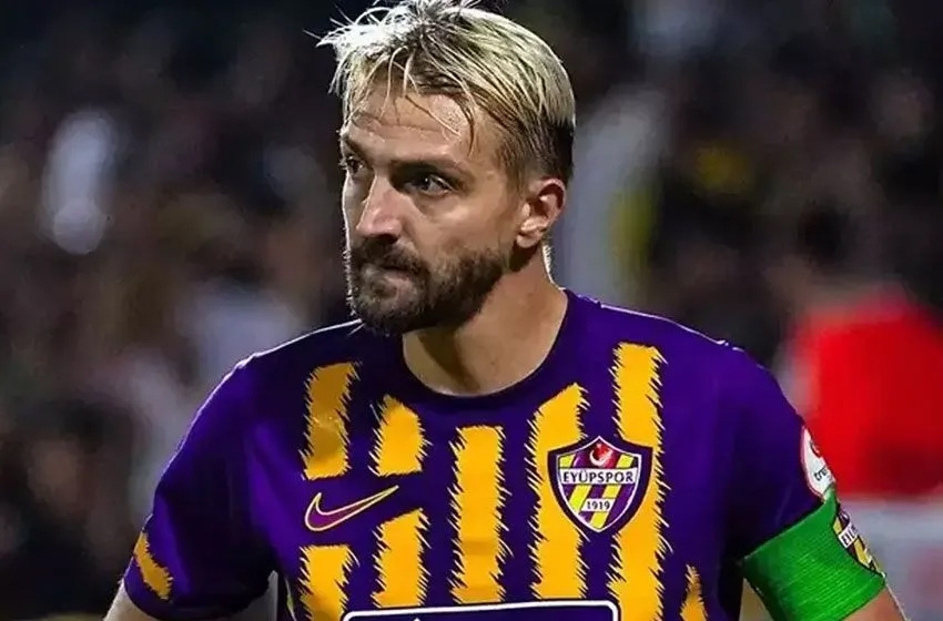 Caner Erkin, Eyüpspor'dan ayrıldı