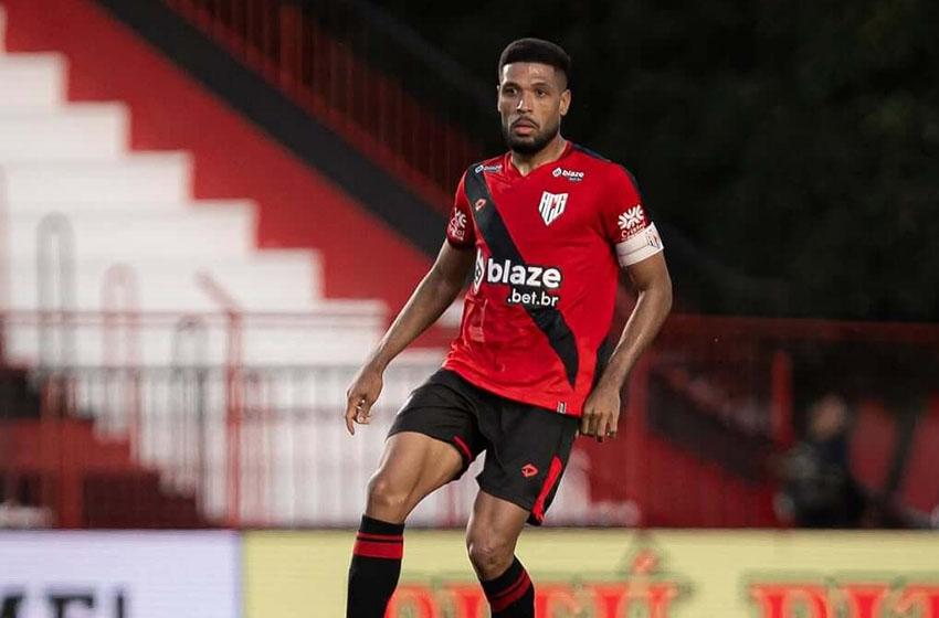 Göztepe'nin yeni yıldızı imzaya geliyor