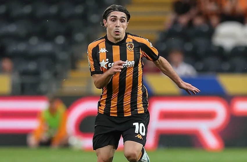 Acun Ilıcalı, Emre'nin yanına yolladı