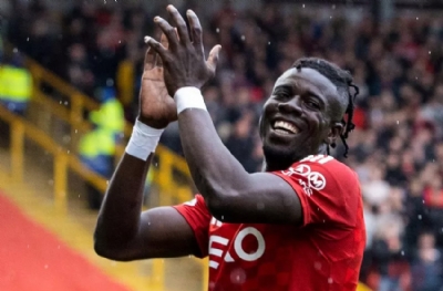 Pape Gueye'nin Kasımpaşa'ya transferi ertelendi