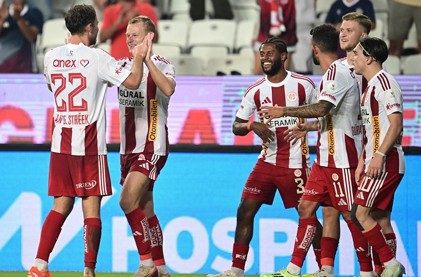 Antalyaspor-Kasımpaşa:2-1 (MAÇ SONUCU)