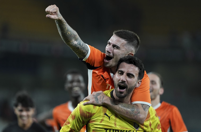 Başakşehir play-off turuna yükseldi