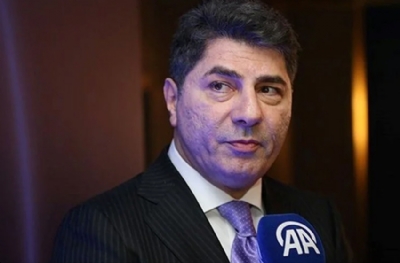 Hakan Safi sponsor oldu, Kocaelispor transfer yaptı