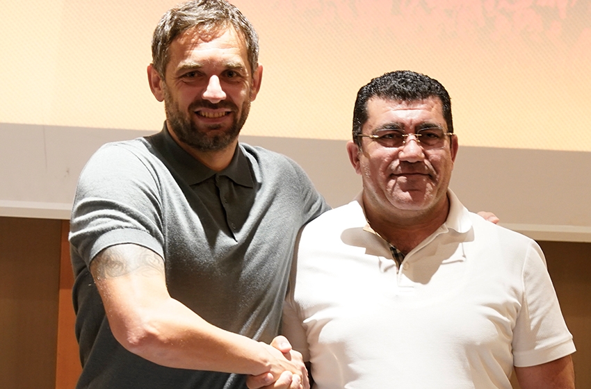 Kayserispor'da yeni dönem! Gisdol'un yeri hızlı doldu