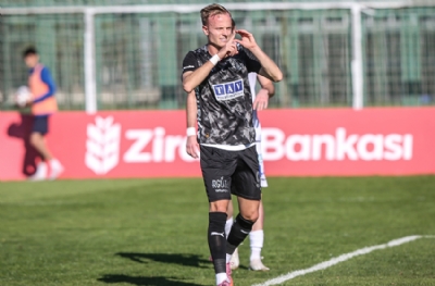 Bursa Yıldırımspor - Corendon Alanyaspor : 1-2 (MAÇ SONUCU)