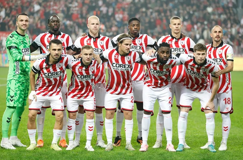 Samsunspor bir şeyler deniyor! Yenilmiyorlar!