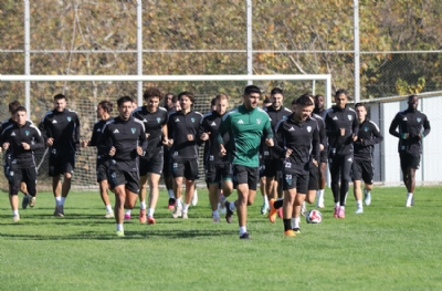 Kocaelispor'dan futbolculara ödeme
