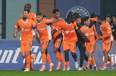 Kasımpaşa - Başakşehir: 1-3 (MAÇ SONUCU)