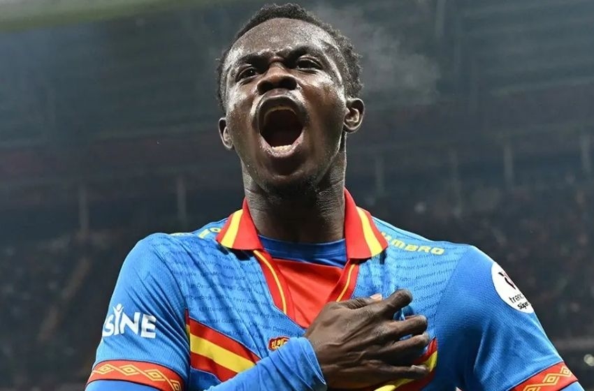 Göztepe Dennis'i satacak mı? İsteyeni bol